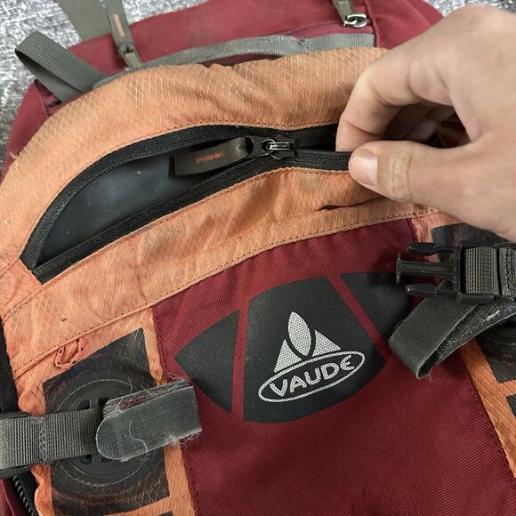 Men's Vintage Y2K Vaude Daytour 26 L Internal Frame Red Hiking Day Pack Backpack - Picture 3 of 5